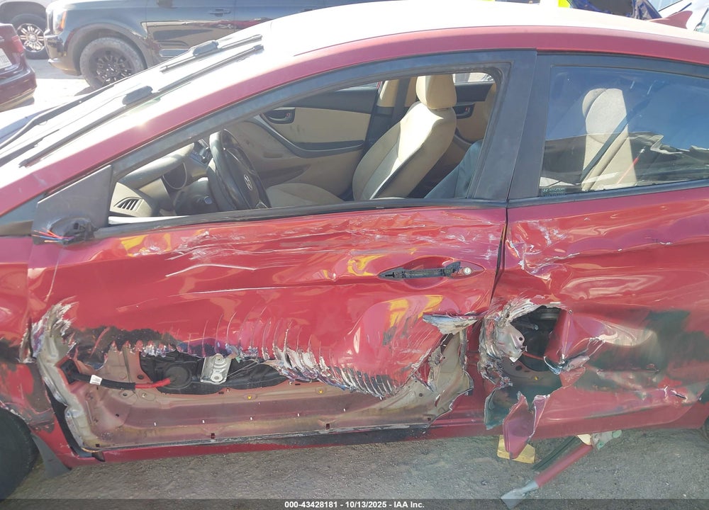 2013 HYUNDAI ELANTRA GLS VIN: KMHDH4AE0DU671383