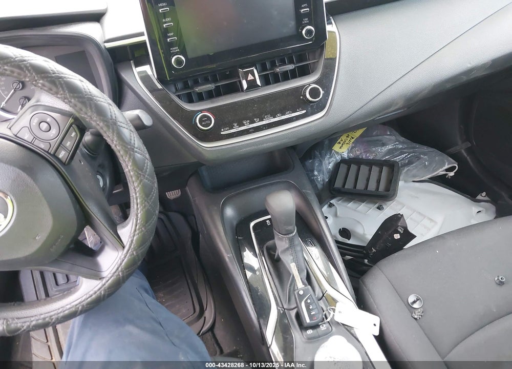 2020 TOYOTA COROLLA LE VIN: 5YFEPRAE8LP053586