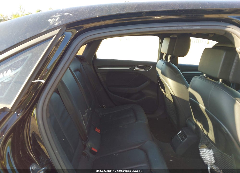 2017 AUDI A3 2.0T PREMIUM VIN: WAUAUGFF1H1038112