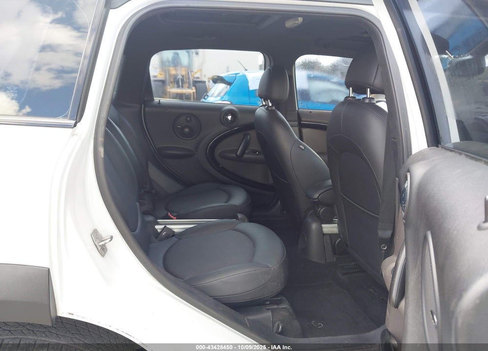 2012 MINI COOPER VIN: WMWZC3C59CWP20046