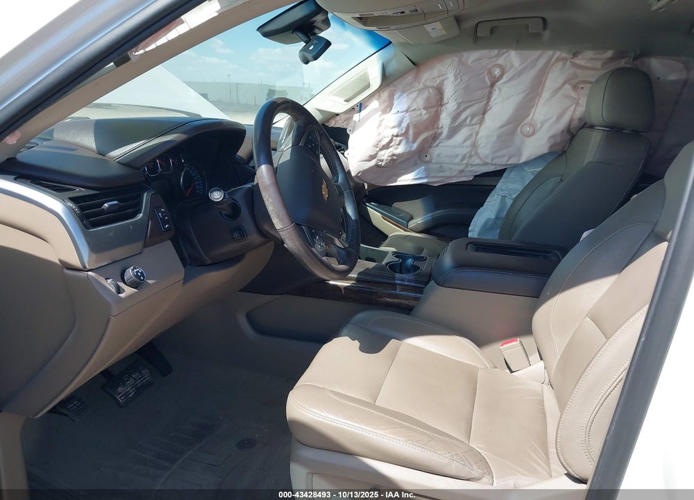 2018 CHEVROLET SUBURBAN LT VIN: 1GNSCHKC4JR305768