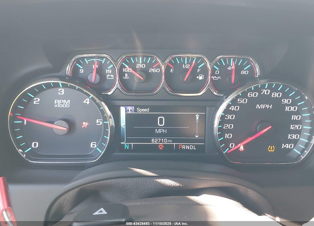 2018 CHEVROLET SUBURBAN LT VIN: 1GNSCHKC4JR305768