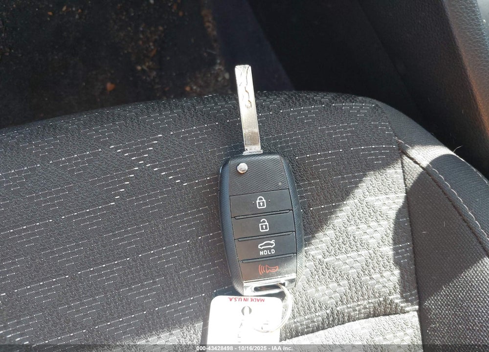 2019 KIA RIO VIN: 3KPA24AB1KE207612