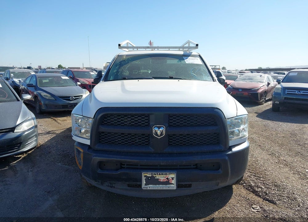 2018 RAM 2500 TRADESMAN 4X2 8' BOX VIN: 3C6LR4AT5JG363398