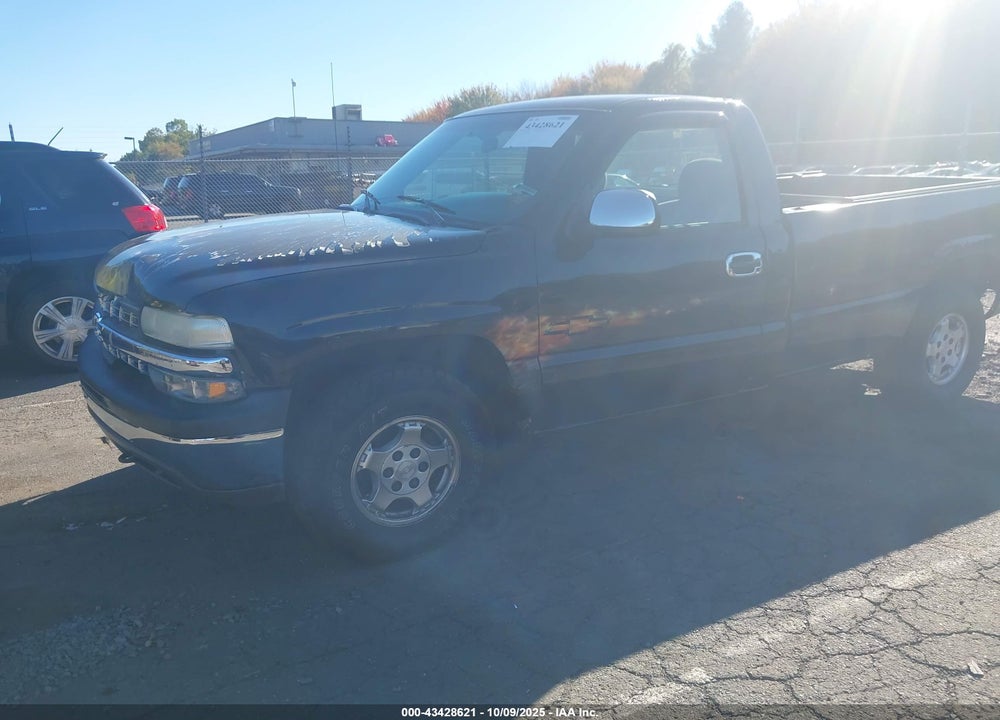 2000 CHEVROLET SILVERADO 1500 LS VIN: 1GCEK14T2YE137496