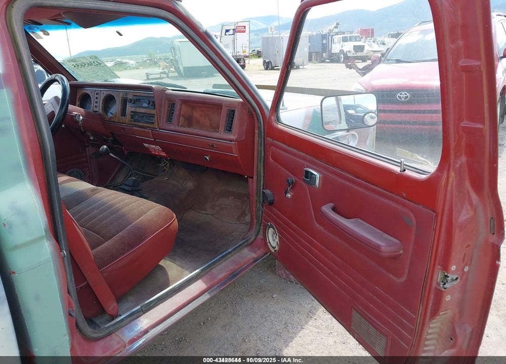 1985 FORD RANGER VIN: 1FTCR10S1FUA92179