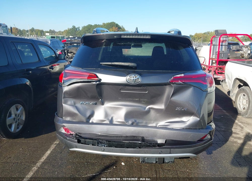 2016 TOYOTA RAV4 XLE VIN: 2T3WFREV5GW277976