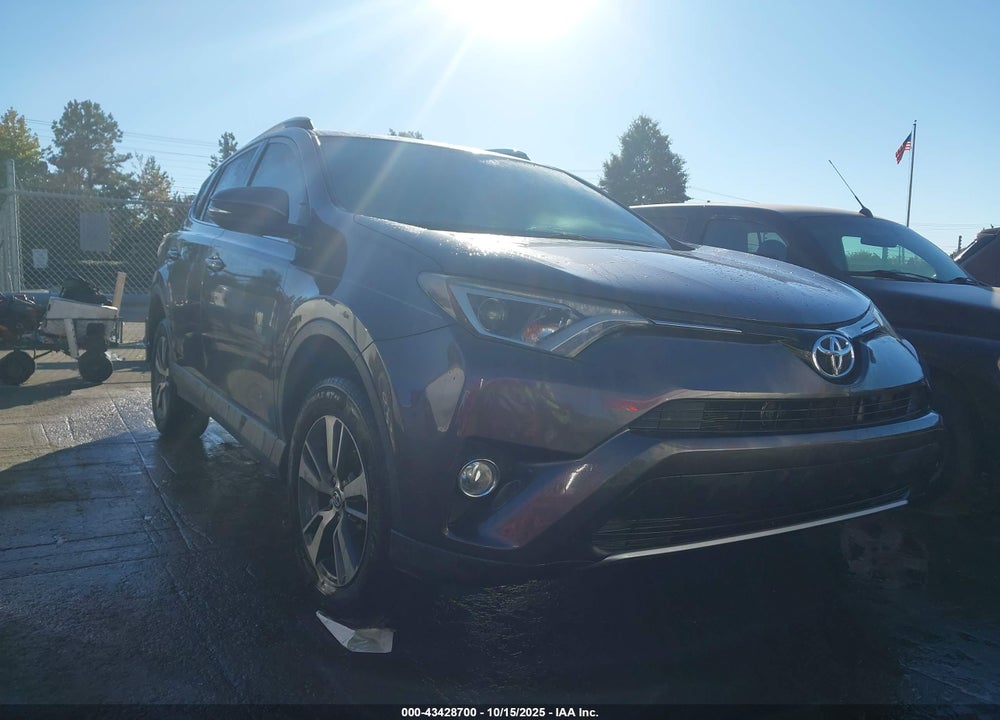 2016 TOYOTA RAV4 XLE VIN: 2T3WFREV5GW277976