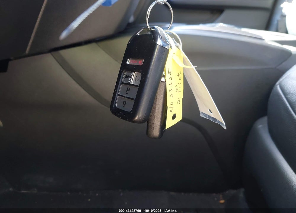 2021 HONDA PILOT VIN: 5FNYF6H23MB024245