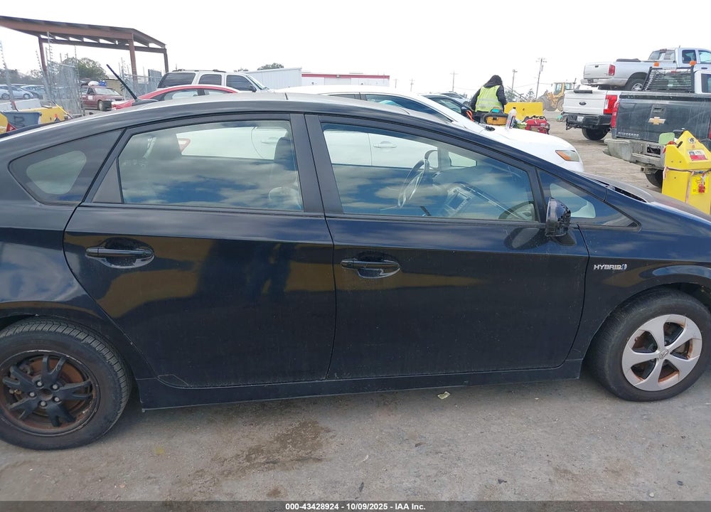 2013 TOYOTA PRIUS VIN: JTDKN3DU3D1624674