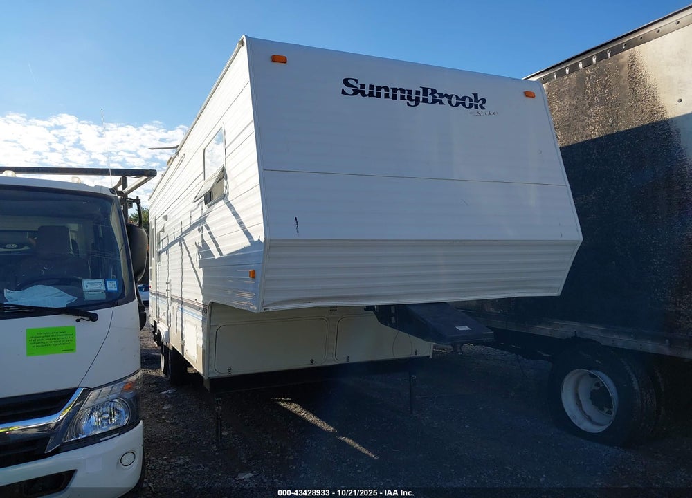 2003 SUNNYBROOK VIN: 4UBBS0M2X31R35985
