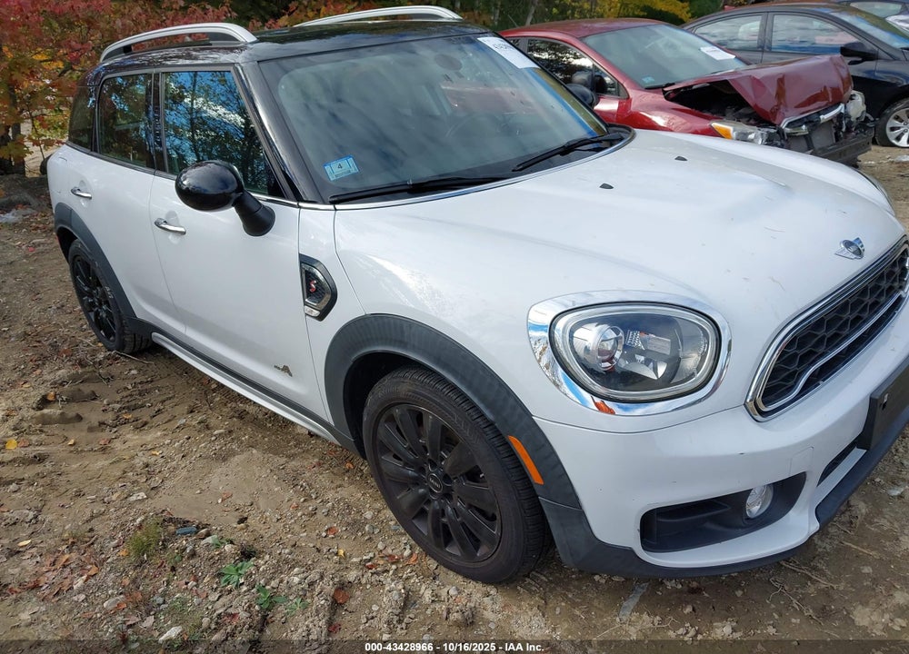 2017 MINI COUNTRYMAN COOPER S VIN: WMZYT5C30H3B66772