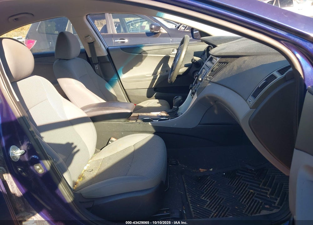 2011 HYUNDAI SONATA GLS VIN: 5NPEB4AC7BH154095