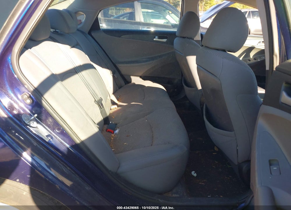 2011 HYUNDAI SONATA GLS VIN: 5NPEB4AC7BH154095