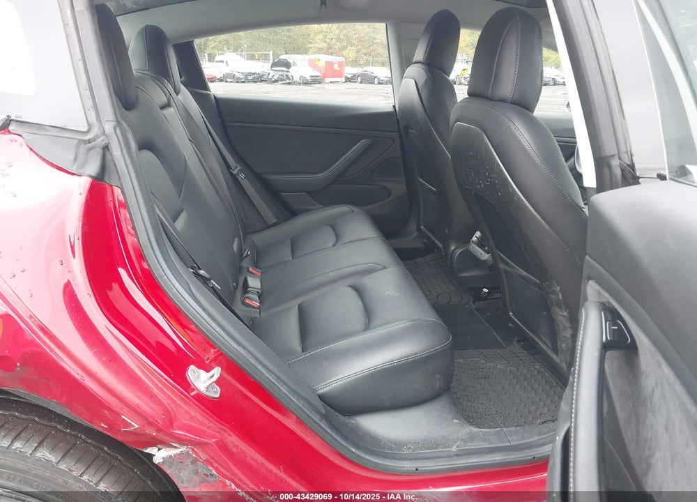 2018 TESLA MODEL 3 LONG RANGE/MID RANGE VIN: 5YJ3E1EA4JF052255