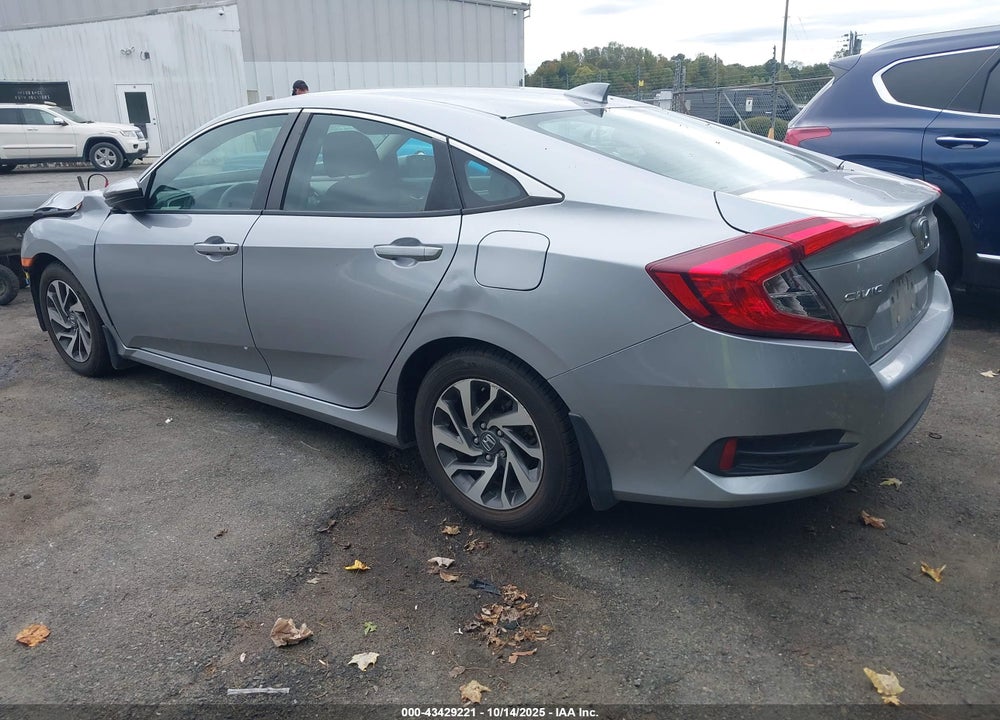2018 HONDA CIVIC EX VIN: 2HGFC2F76JH551372