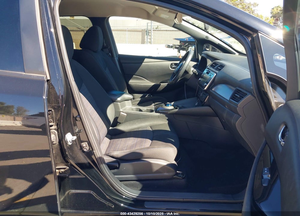 2019 NISSAN LEAF VIN: 1N4AZ1CP6KC307768