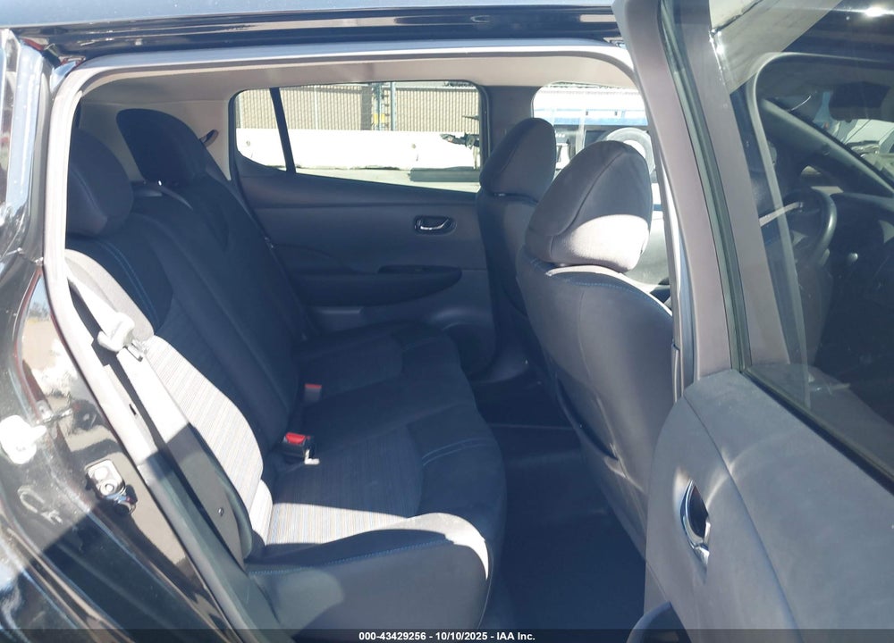 2019 NISSAN LEAF VIN: 1N4AZ1CP6KC307768