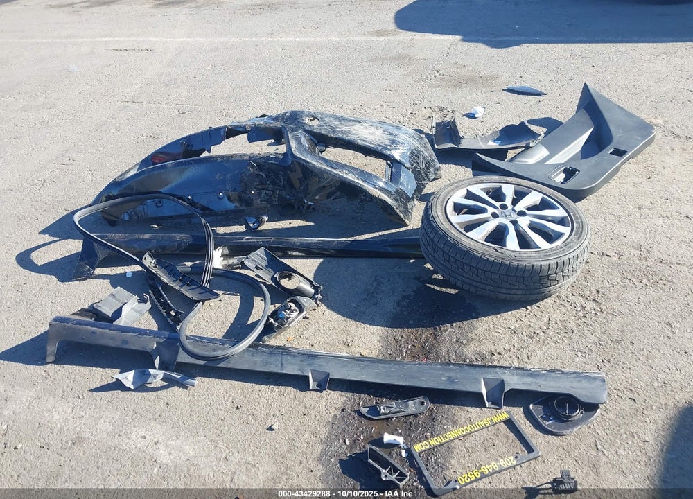 2013 HONDA FIT VIN: JHMGE8H59DC058755