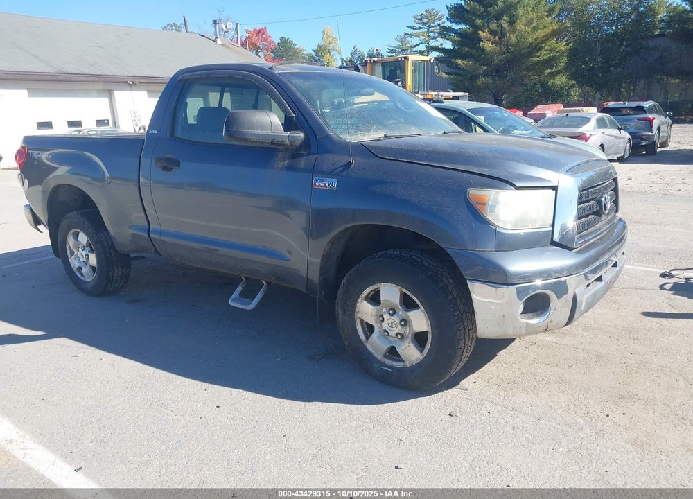 2008 TOYOTA TUNDRA BASE 5.7L V8 VIN: 5TFKV521X8X002824