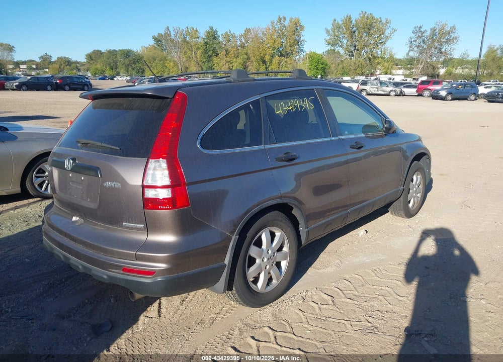 2011 HONDA CR-V SE VIN: 5J6RE4H42BL009625