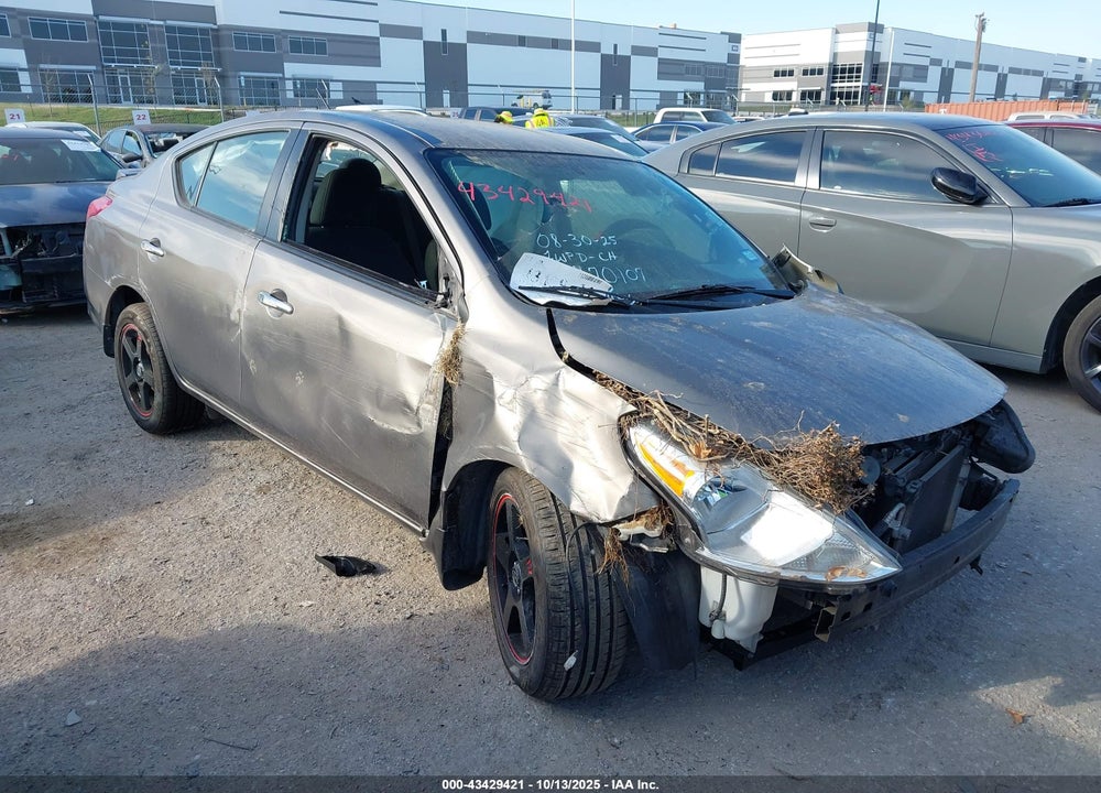 2017 NISSAN VERSA 1.6 SV VIN: 3N1CN7AP6HK470107