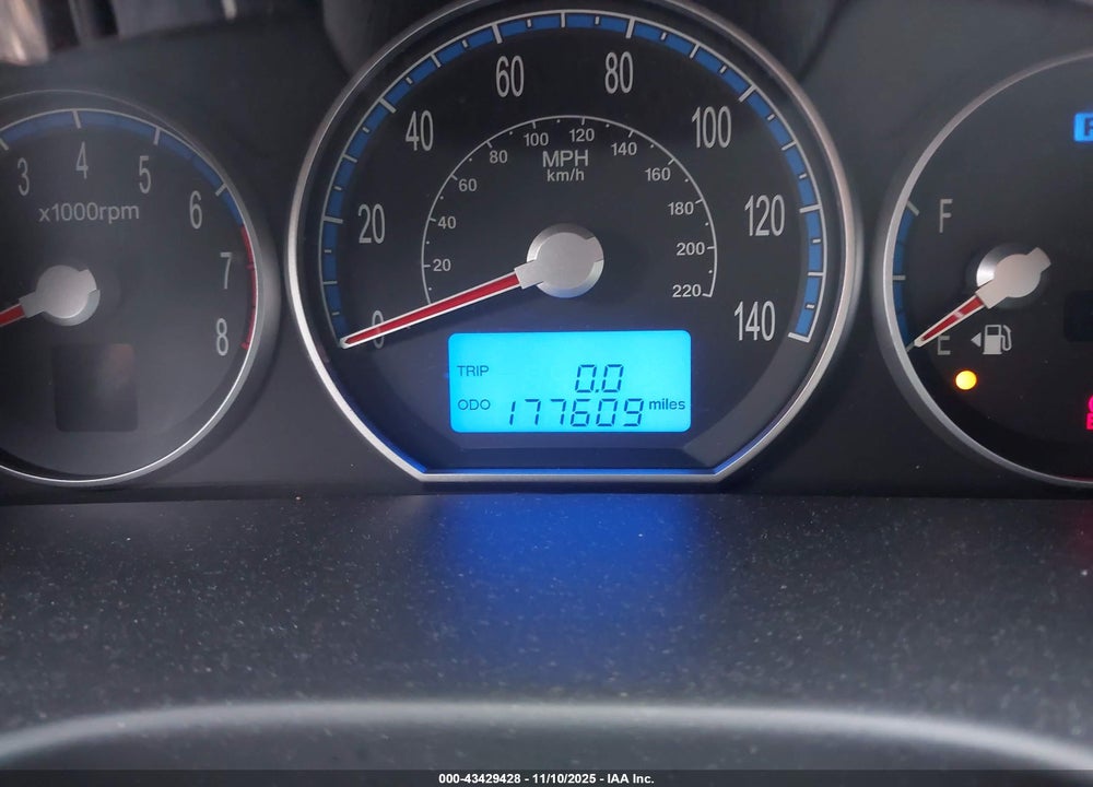 2007 HYUNDAI SANTA FE VIN: 5NMSH73E27H111726