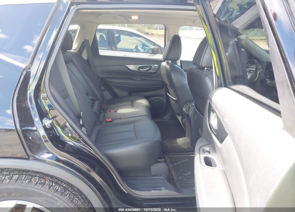 2014 NISSAN ROGUE VIN: 5N1AT2MV1EC825690