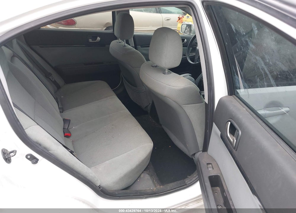 2010 MITSUBISHI GALANT VIN: 4A32B3FF5AE016616