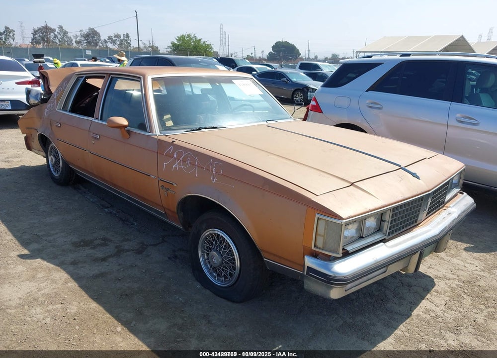 1982 OLDSMOBILE CUTLASS SUPREME BROUGHAM VIN: 1G3AM69A7CM547299