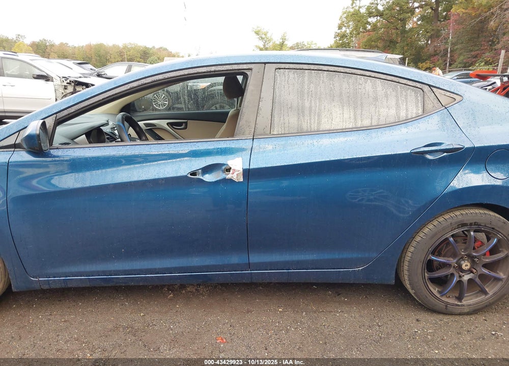 2016 HYUNDAI ELANTRA VIN: KMHDH4AE7GU606440