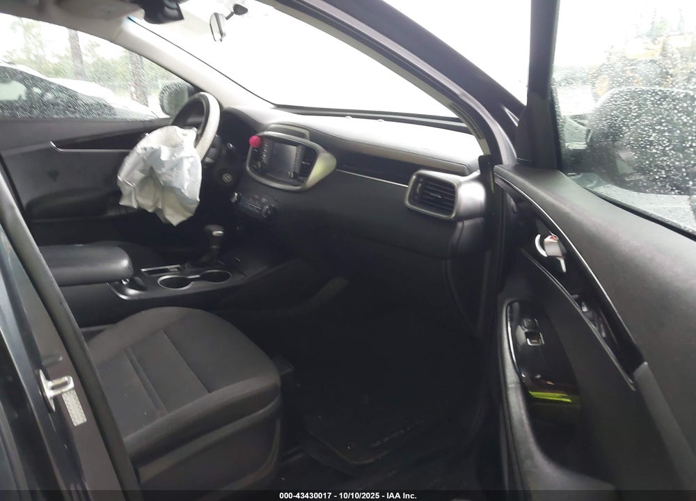 2020 KIA SORENTO 2.4L LX VIN: 5XYPG4A37LG683288