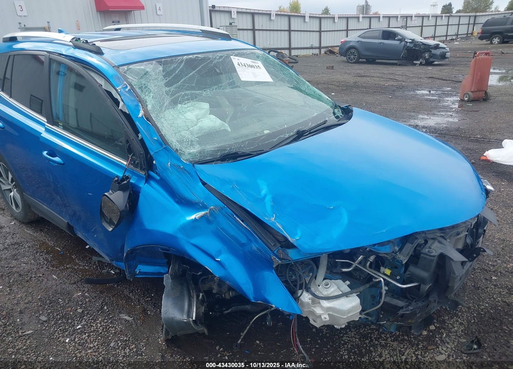2016 TOYOTA RAV4 VIN: 2T3RFREV1GW461809