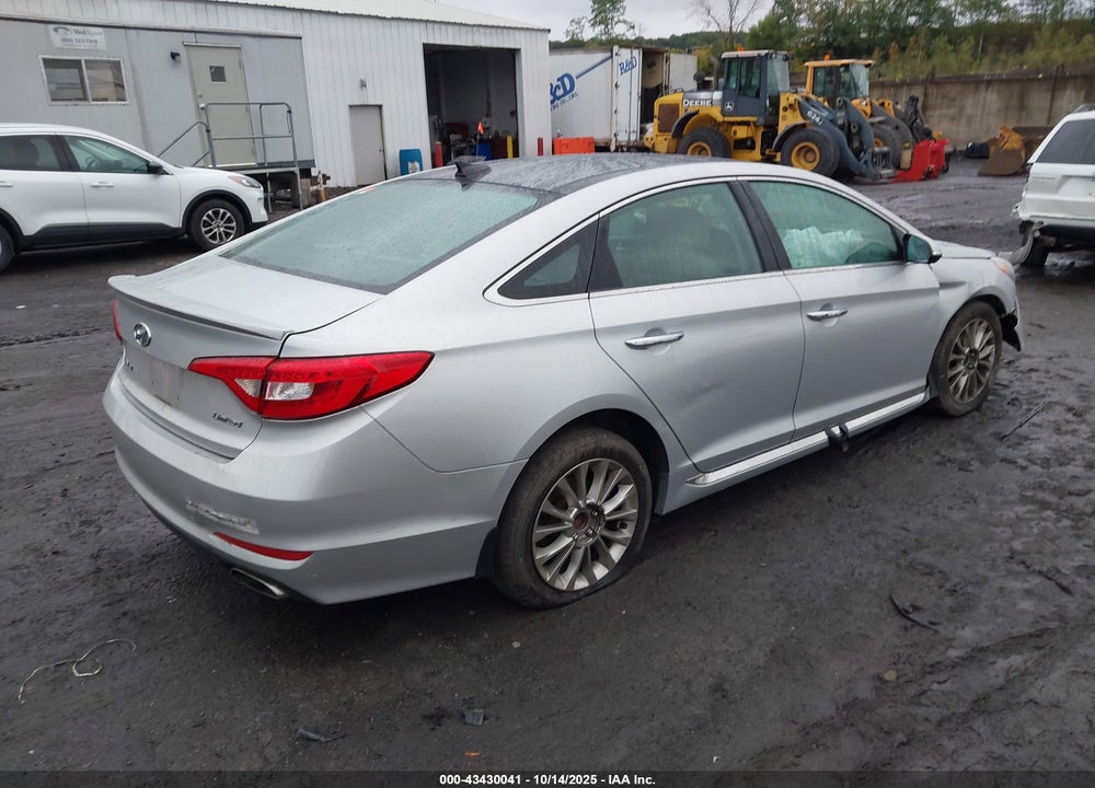 2015 HYUNDAI SONATA VIN: 5NPE34AF5FH213349