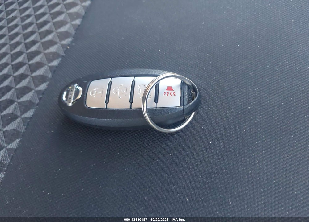 2021 NISSAN VERSA S 5-SPEED MANUAL TRANSMISSION VIN: 3N1CN8BVXML881209
