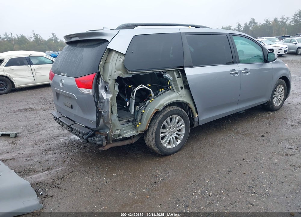 2011 TOYOTA SIENNA XLE V6 VIN: 5TDYK3DC7BS006798