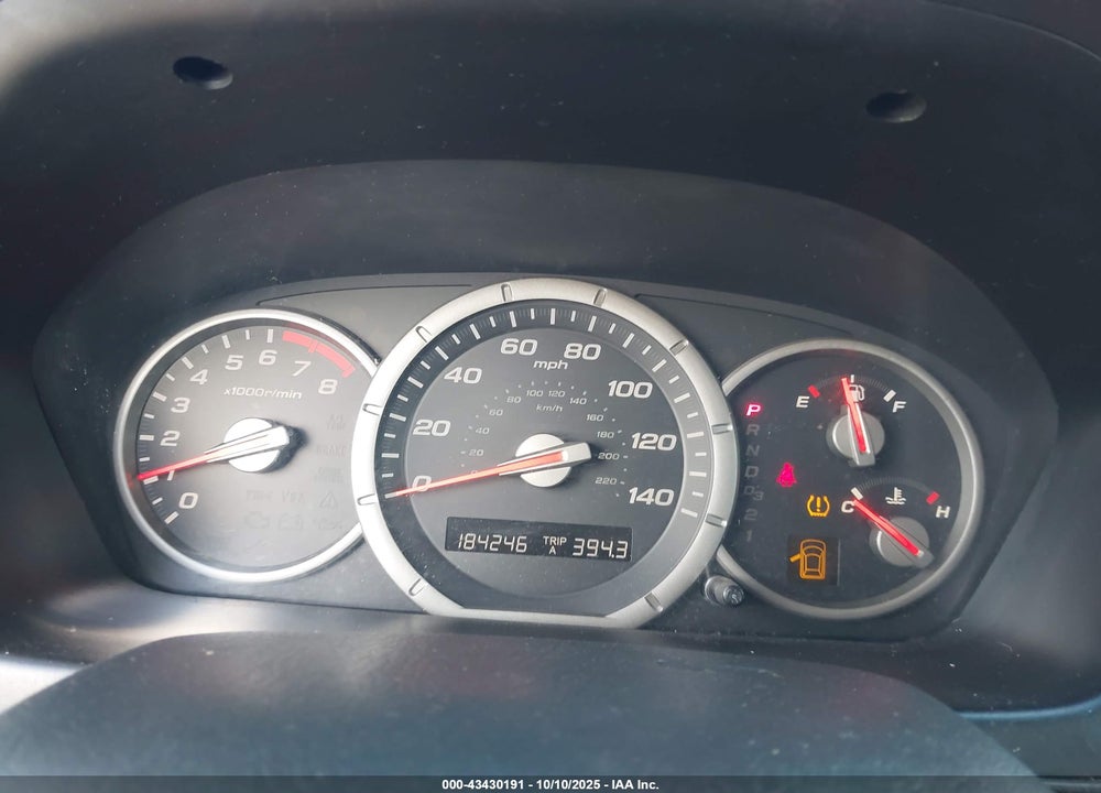 2006 HONDA PILOT LX VIN: 2HKYF18166H553008