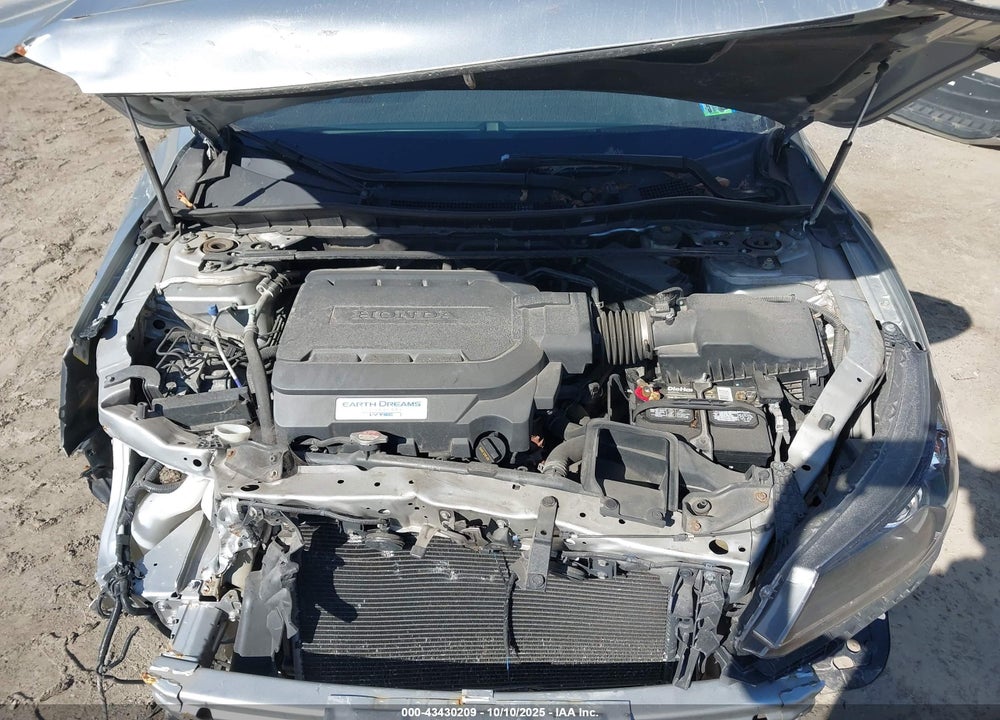 2015 HONDA ACCORD EX-L V-6 VIN: 1HGCR3F82FA021289