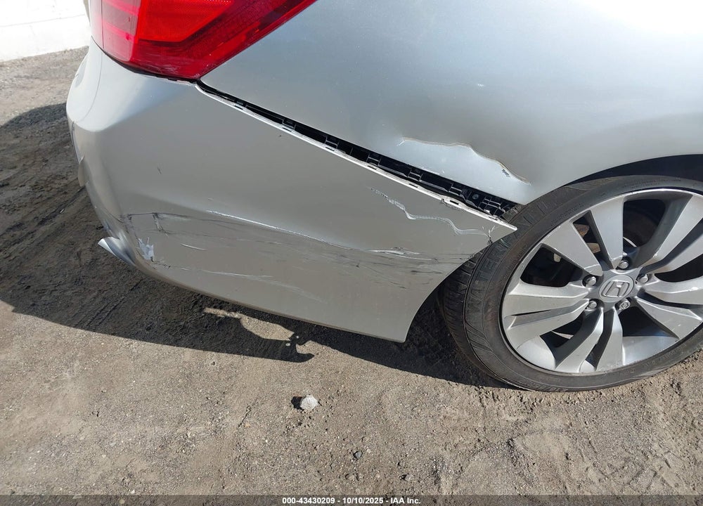 2015 HONDA ACCORD EX-L V-6 VIN: 1HGCR3F82FA021289