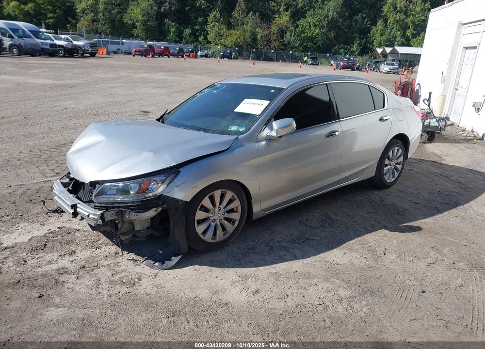 2015 HONDA ACCORD EX-L V-6 VIN: 1HGCR3F82FA021289