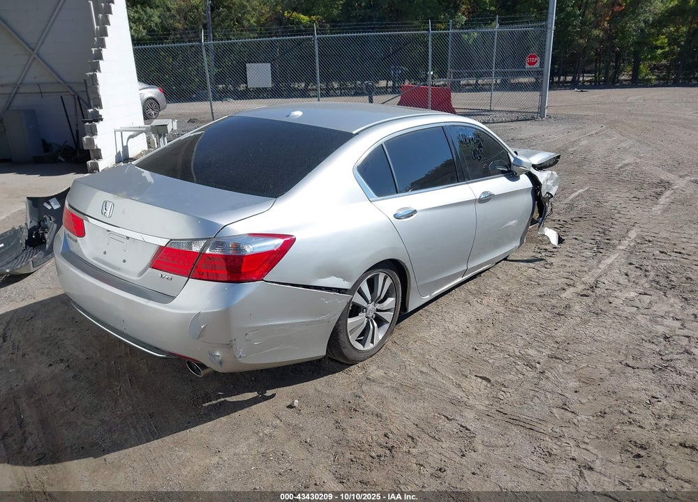 2015 HONDA ACCORD EX-L V-6 VIN: 1HGCR3F82FA021289