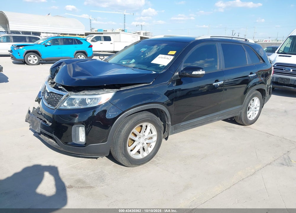 2015 KIA SORENTO VIN: 5XYKT4A64FG635414