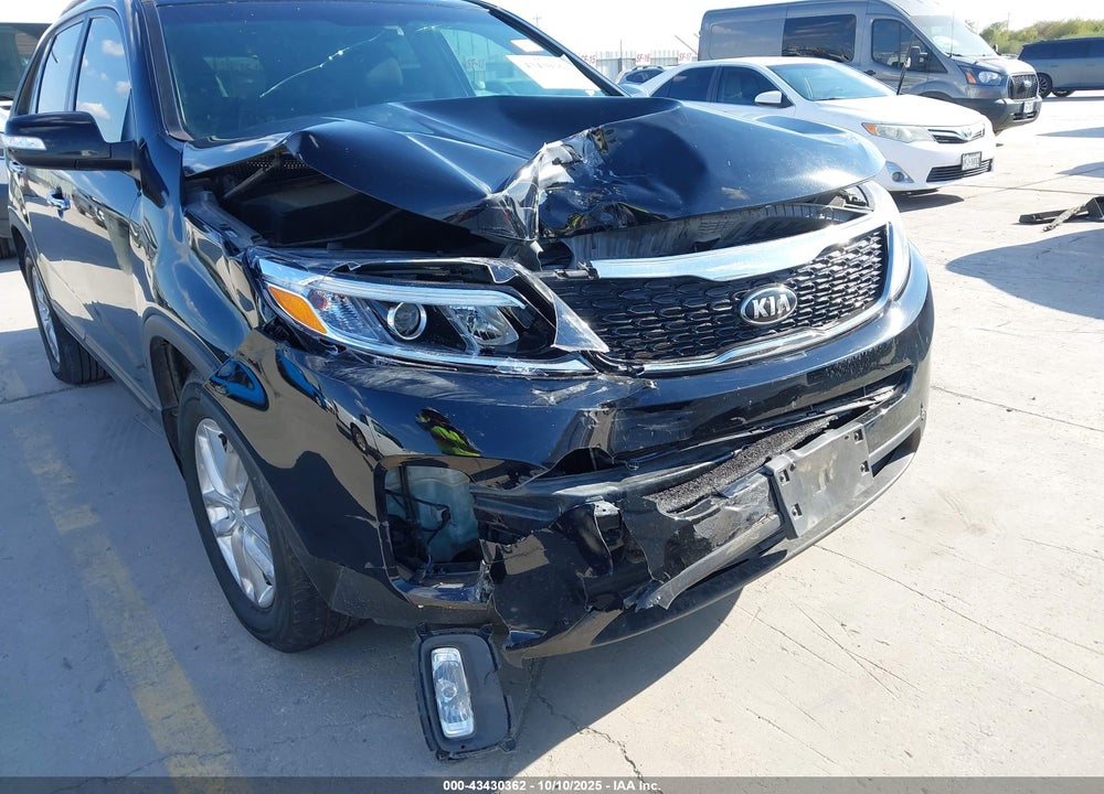 2015 KIA SORENTO VIN: 5XYKT4A64FG635414