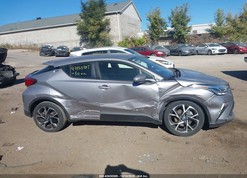 2020 TOYOTA C-HR XLE VIN: JTNKHMBX3L1090256