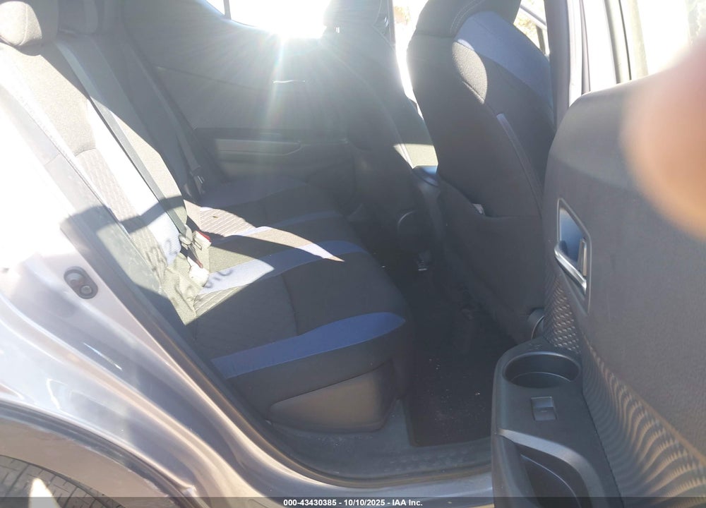 2020 TOYOTA C-HR XLE VIN: JTNKHMBX3L1090256