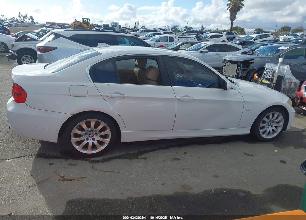 2008 BMW 3 SERIES VIN: WBAVB77588NM05786
