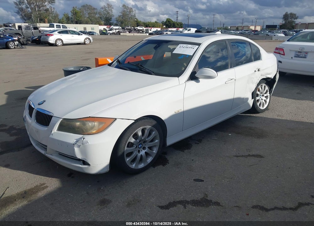 2008 BMW 3 SERIES VIN: WBAVB77588NM05786