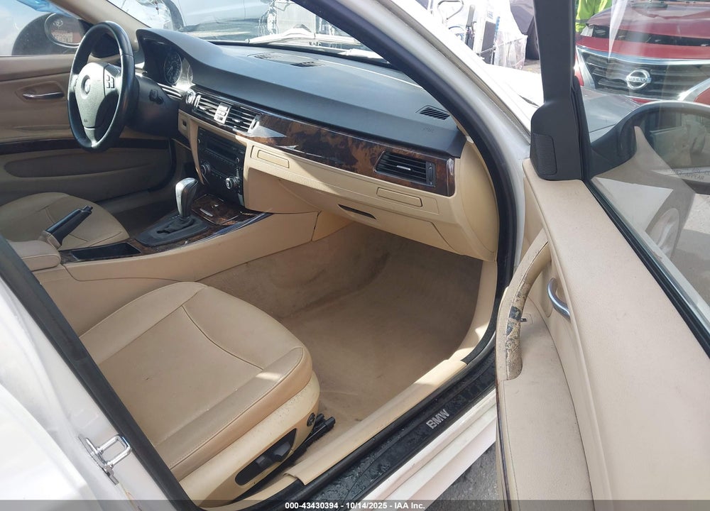 2008 BMW 3 SERIES VIN: WBAVB77588NM05786