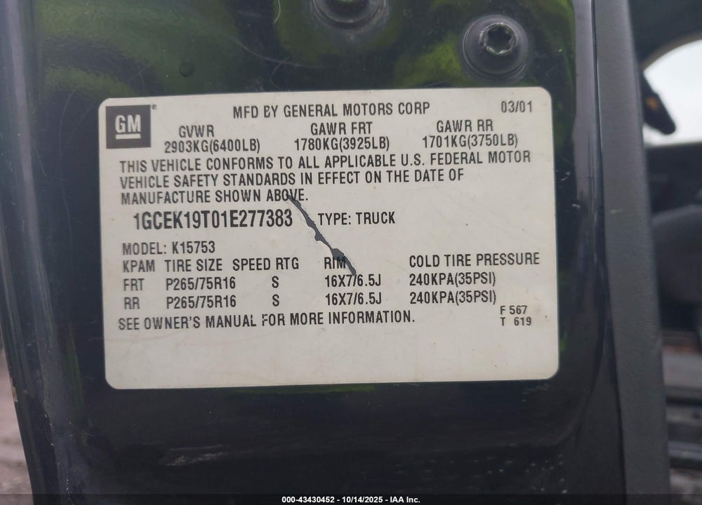 2001 CHEVROLET SILVERADO 1500 LS VIN: 1GCEK19T01E277383