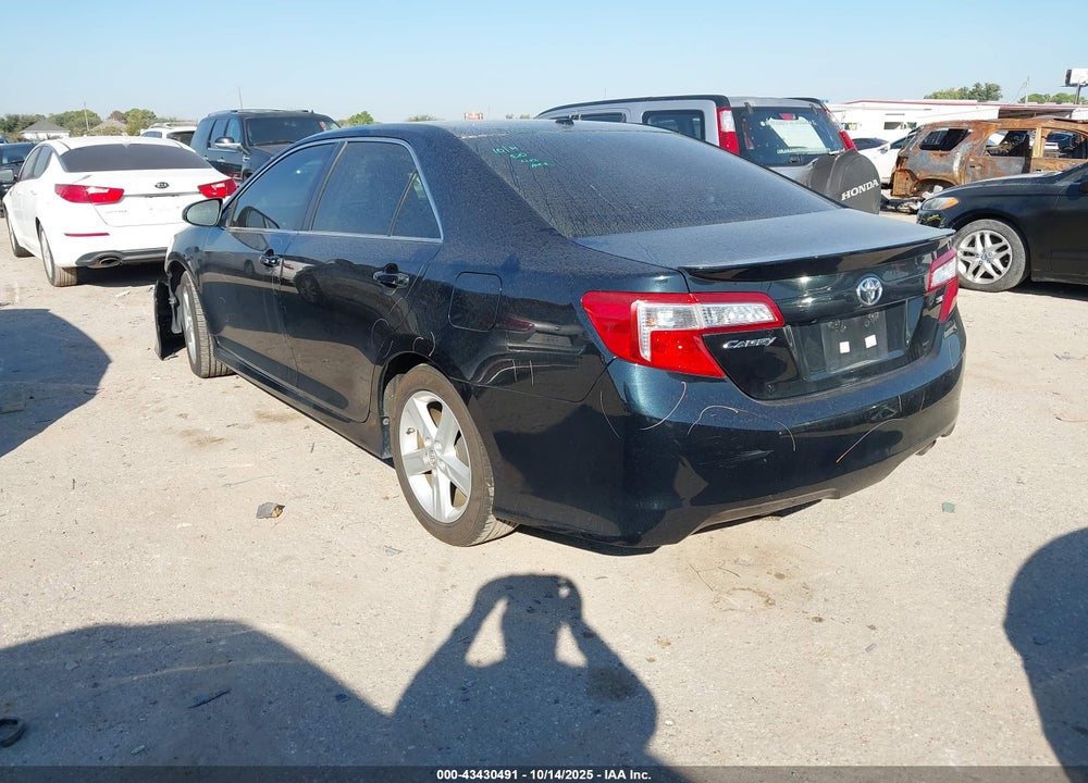 2014 TOYOTA CAMRY SE VIN: 4T1BF1FK6EU870773